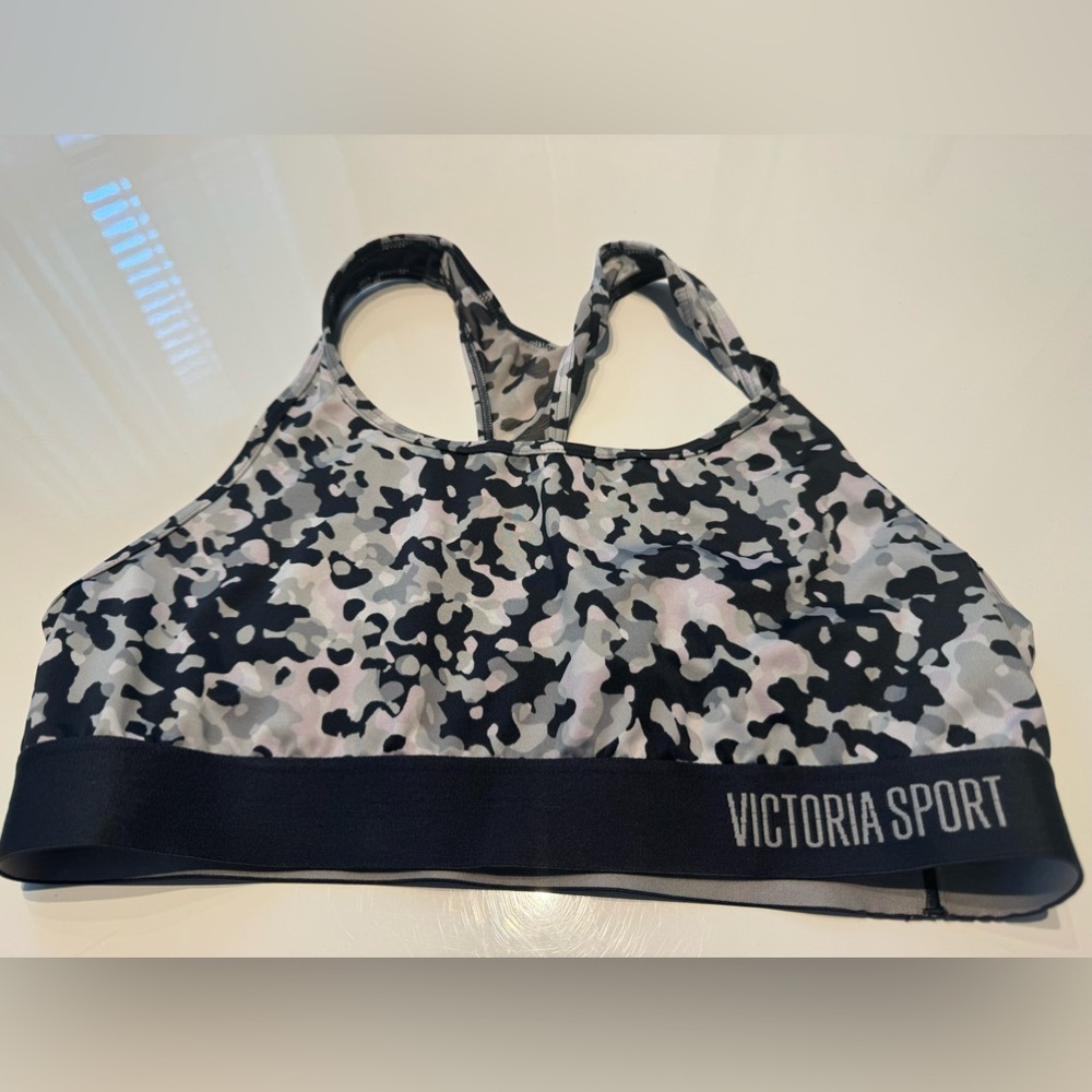 Black & Gray Camouflage Victoria Sport Bra